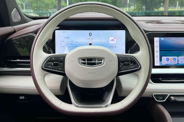 Used Geely Auto Monjaro L 2024 2.0TD High-Power Automatic Two-Wheel Drive Skyline Edition
