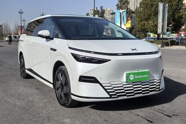 Used XPeng X9 2025 650 Long-Range Max
