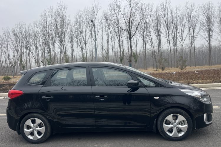 Used Kia Carens 2013 2.0L 7-Seater Automatic Comfort Edition China IV Standard