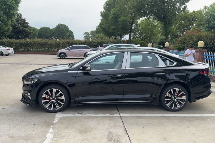 Used Geely Auto Preface 2025 Dongfang Yao 1.5TD Kunlun Edition
