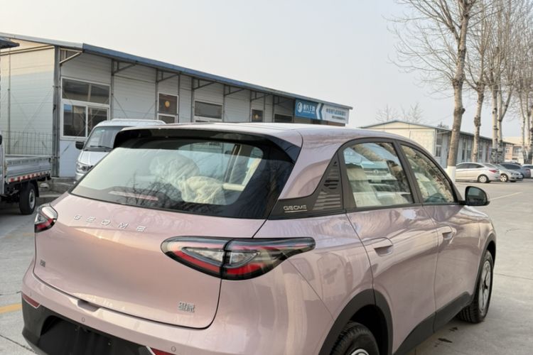 Used  Geome 2025 410 km Free Version
