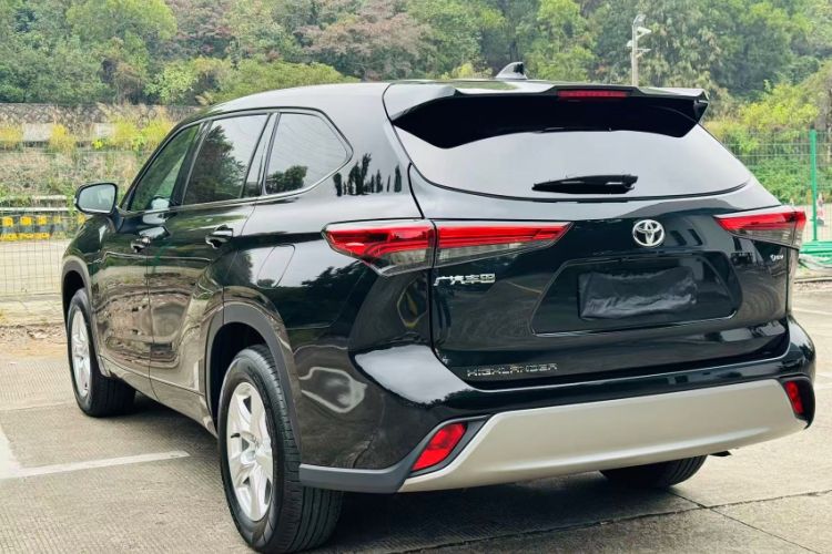 Used Toyota Highlander 