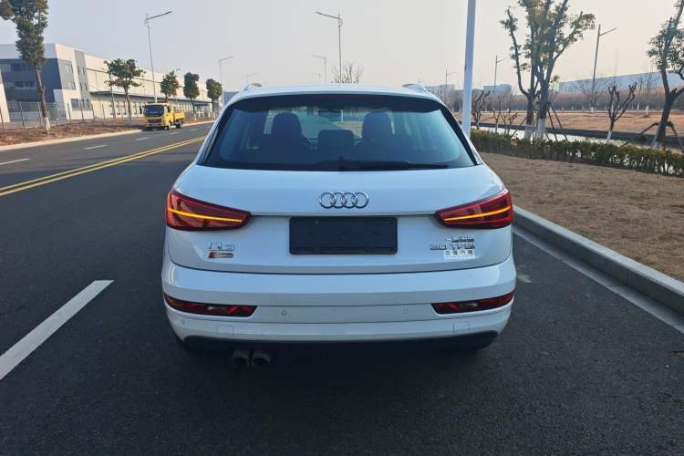 Used Audi Q3 2017 30 TFSI Fashion Model
