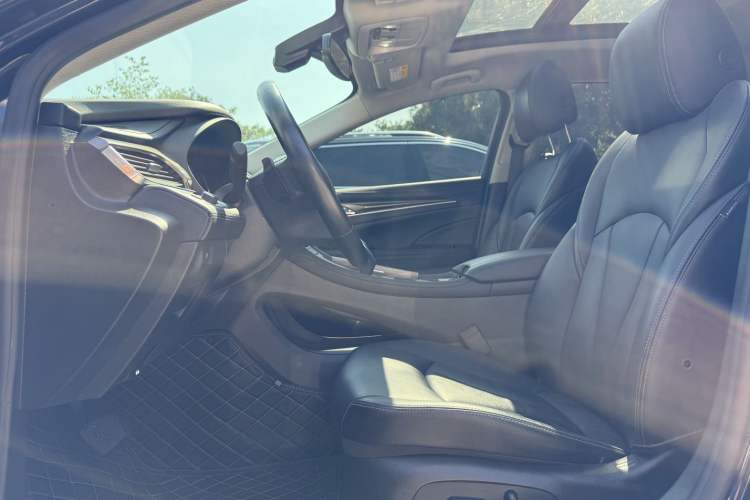 Used Buick LaCrosse 2022 652T Luxury Version
