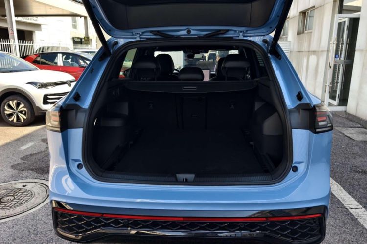 Used Volkswagen Tiguan L 2024 PRO 380TSI Four-Wheel Drive R-Line Prestige Edition
