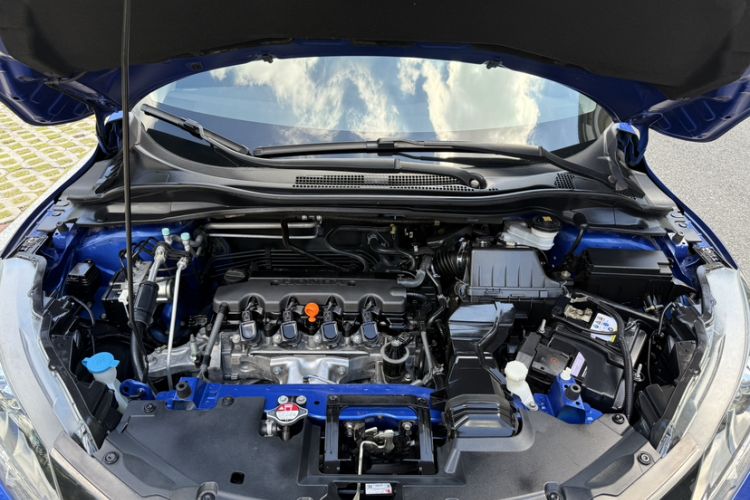 Used Honda Vezel 2015 1.8L CVT 2WD Luxury Model
