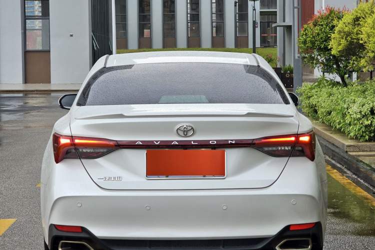 Used Toyota Avalon 2021 2.5L Luxury Edition
