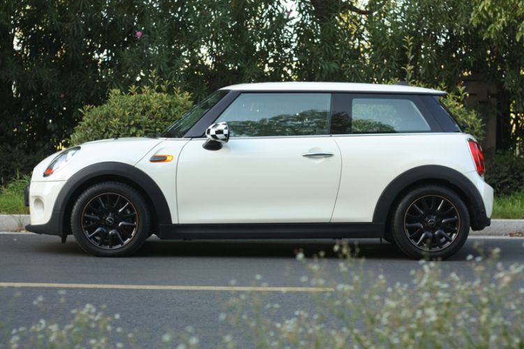 Used  MINI 2016 1.2T ONE Pioneer Edition
