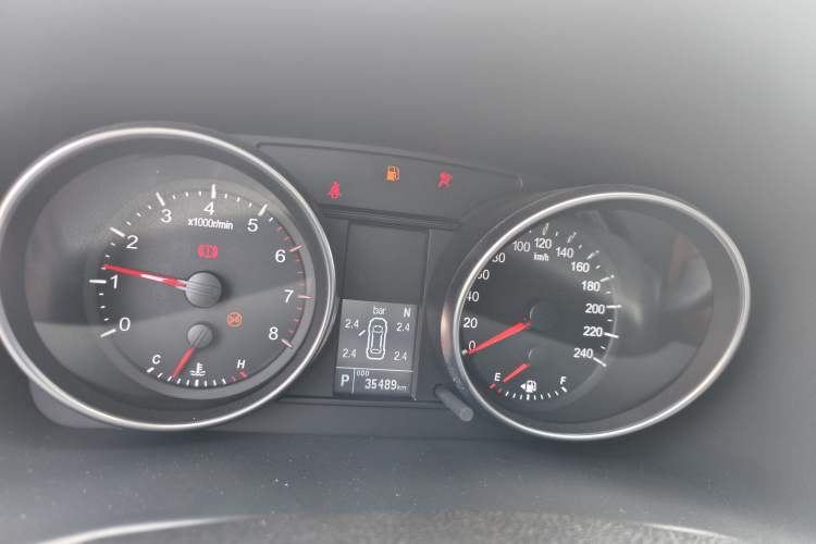 Used Haval M6 2019 1.5T DCT Two-Wheel Drive Elite Version China VI Standard
