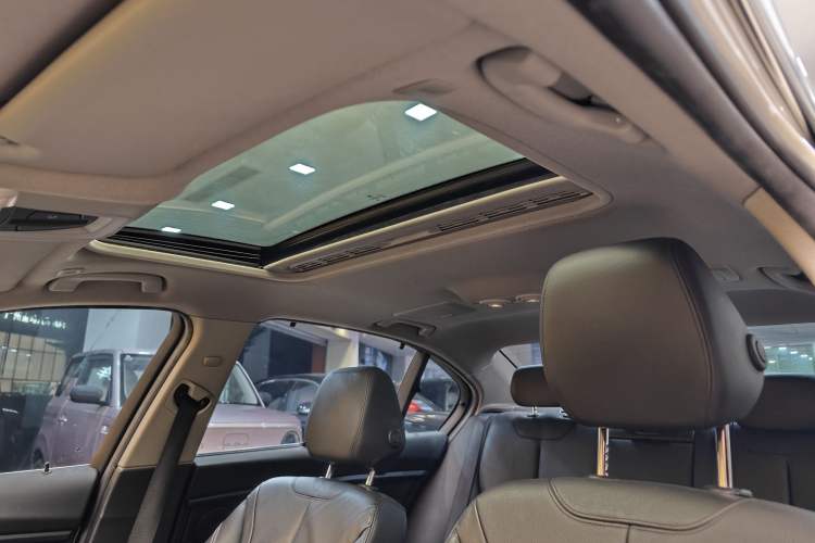 Used BMW 3 Series 2015 320Li Luxury Design Package Premium Edition