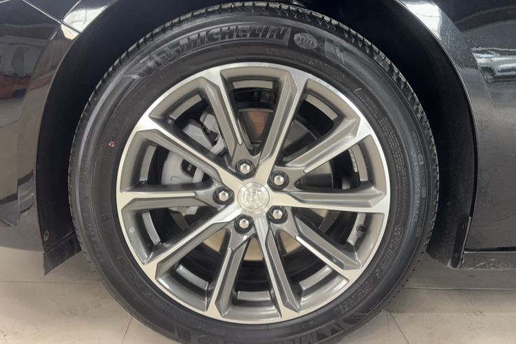 Used Buick LaCrosse 2022 652T Luxury Version
