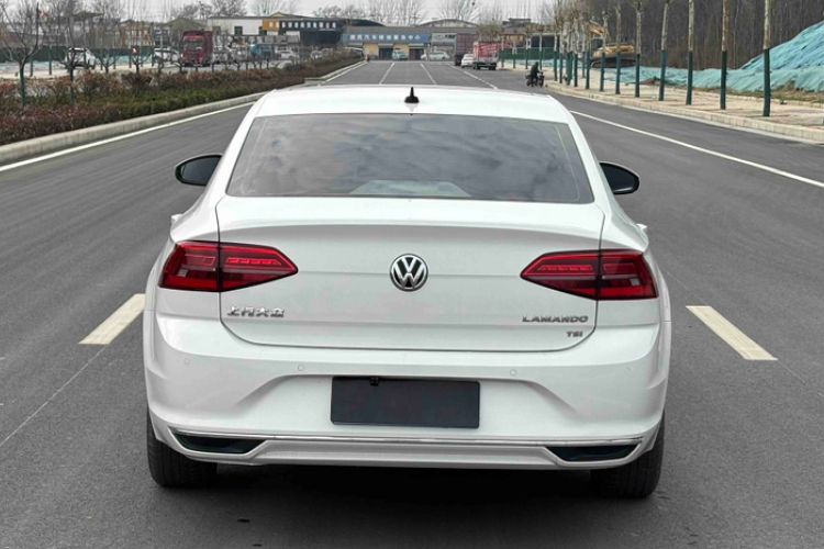 Used Volkswagen Lamando 2019 230TSI DSG Vision Edition China VI Standard
