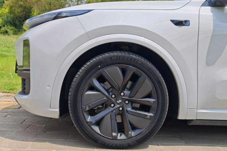 Used Li Auto L9 2022 Max model
