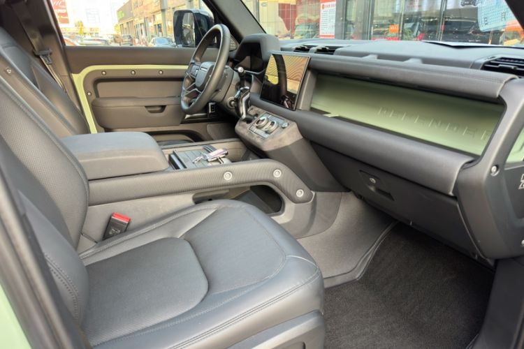 Used Land Rover Defender 2023 110 3.0T P400 75th Anniversary Legend Edition
