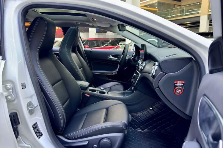 Used Mercedes-Benz GLA 2017 GLA 200 Fashion Model