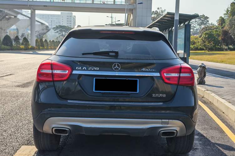 Used Mercedes-Benz GLA 2015 GLA 220 4MATIC Luxury Model
