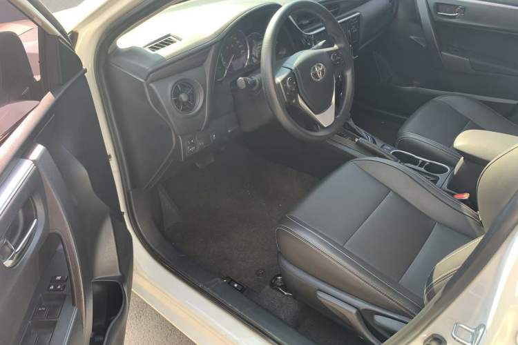 Used Toyota Levin 2017 Revised Version 185T CVT New Sharp Edition China V Standard
