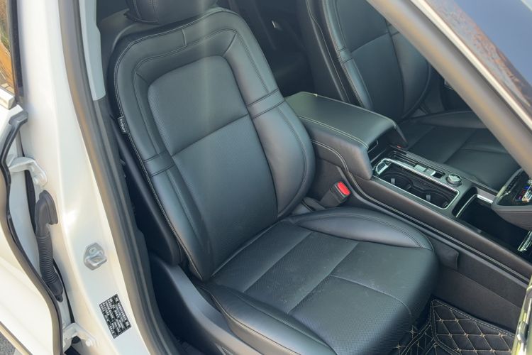 Used Lincoln Corsair 2022 2.0T Two-Wheel Drive Deluxe Edition