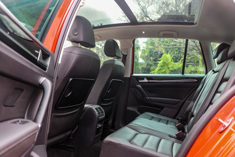 Used Volkswagen Golf 2015 1.4TSI Sportsvan
