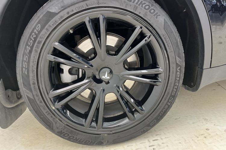 Used Tesla Model Y 2022 Revised Version Long-Range All-Wheel Drive