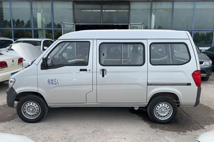 Used Wuling Zhiguang 2023 1.5L Practical Version 5/7 Seats
