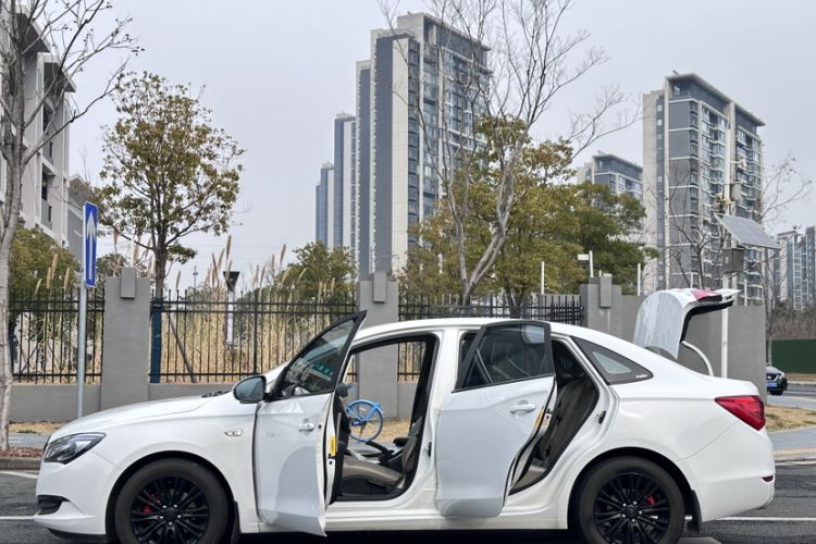 Used Buick GT 2017 15N Automatic Elite Version
