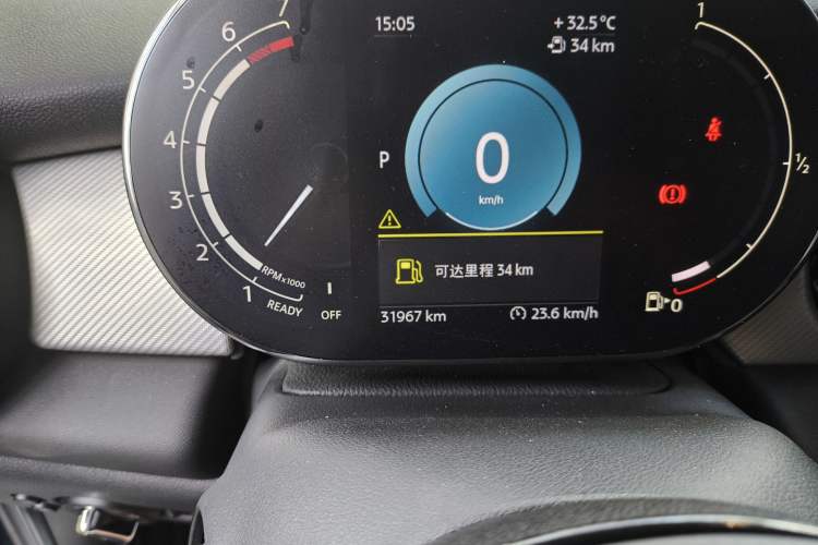 Used  MINI 2022 1.5T COOPER Classic Edition Five-Door Version
