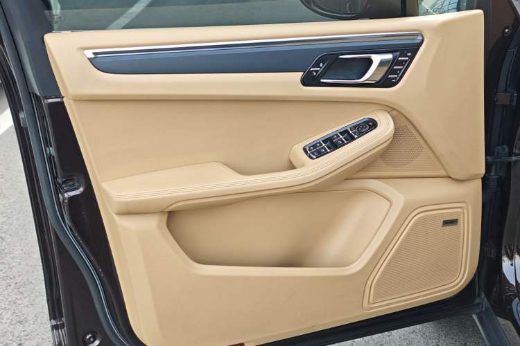 Used Porsche Macan 2014 Macan 2.0T
