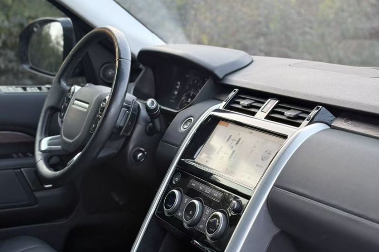 Used Land Rover Discovery 2020 3.0 SC V6 HSE
