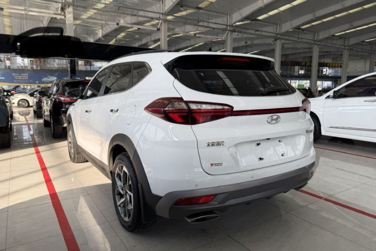 Used Hyundai Tucson 2019 280TGDi Dual-Clutch Two-Wheel Drive Fashion Edition China VI Standard
