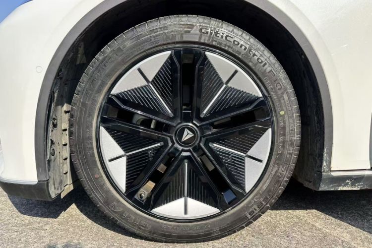 Used  SL03 2023 515MAX Pure Electric Version
