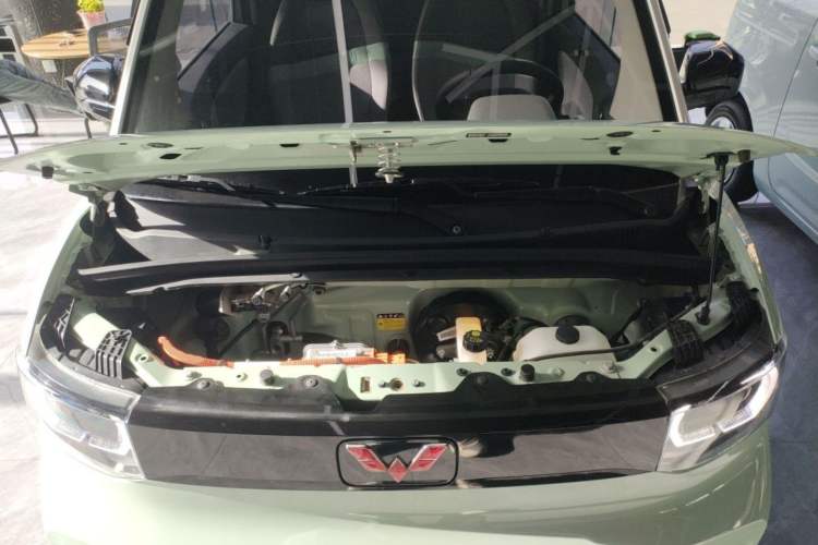 Used Wuling Hongguang MINIEV 2021 Macaron Premium Model – Lithium-NMC
