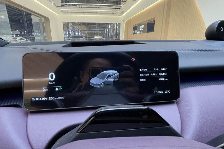 Used Nio ET5T 2025 75 kWh Touring
