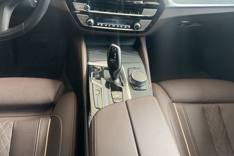 Used BMW 5 Series 2022 Revised Version 3 530Li Luxury Edition M Sport Package
