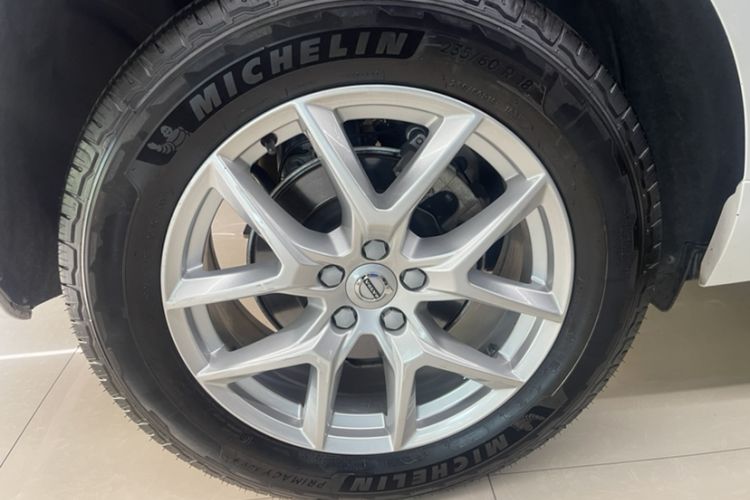 Used Volvo XC60 2019 T5 4x4 Smart Edition China VI Standard