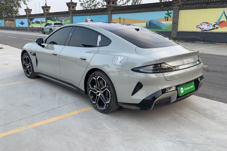 Used  SU7 2024 Rear-Drive Long-Range Intelligent Driving Version
