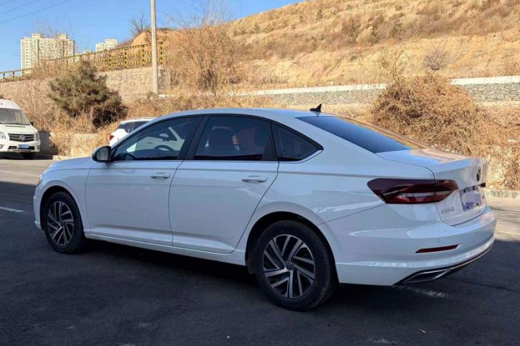 Used Volkswagen Lavida 2022 1.5L Automatic Comfort Edition
