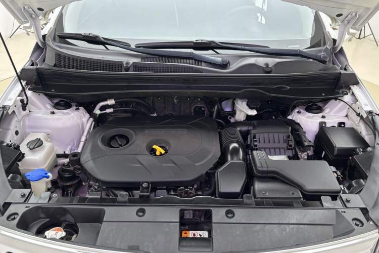 Used Kia Sportage R 2014 2.0L Manual Two-Wheel-Drive GLS
