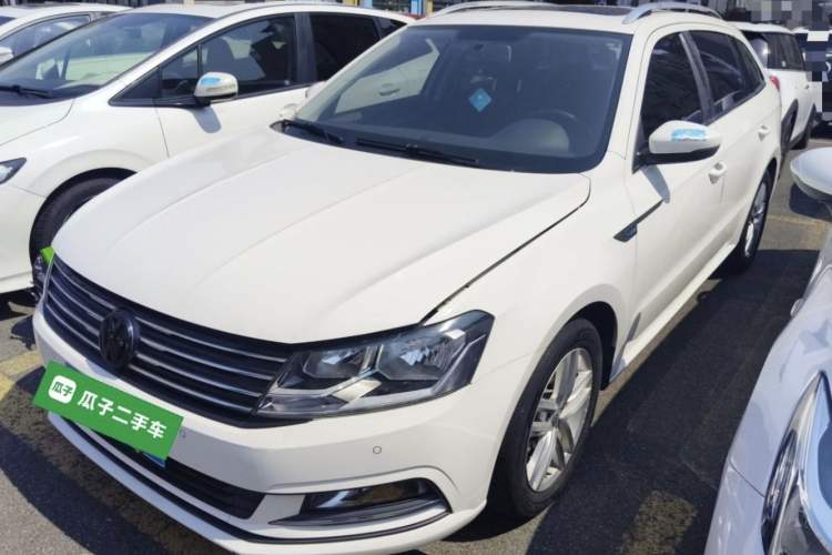 Used Volkswagen Gran Lavida 2017 180TSI DSG Comfort Edition
