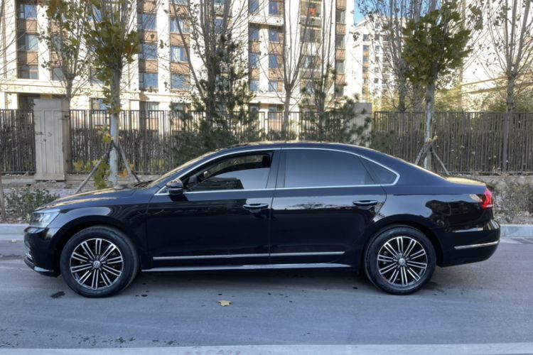 Used Volkswagen Passat 2017 330TSI DSG Prestige Edition
