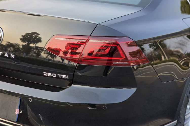 Used Volkswagen Magotan 2025 Zhongxiang Version 280TSI DSG Comfort Edition
