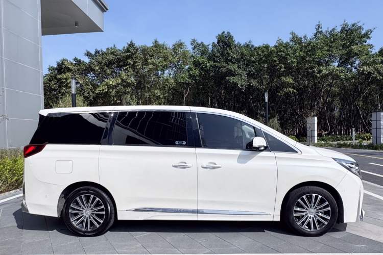 Used GAC Trumpchi M8 2021 Lingxiu Series 390T Flagship Edition
