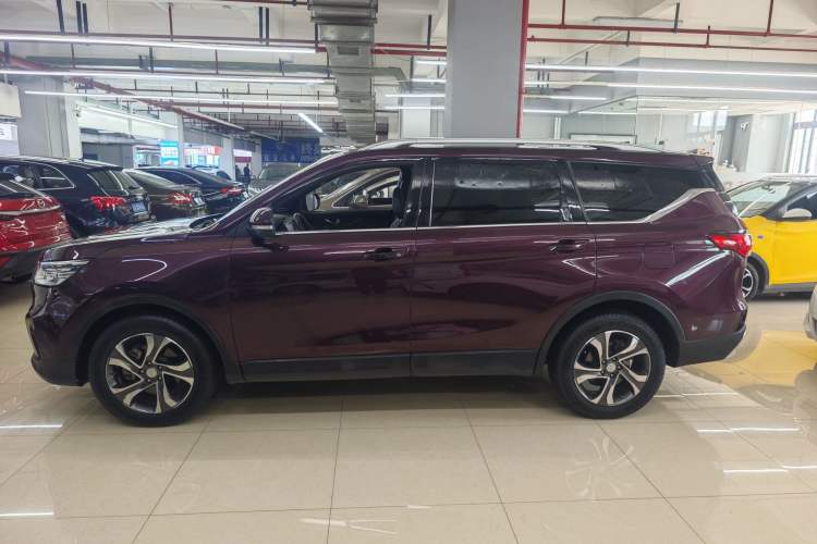 Used Oshan COS1 2018 1.5T Automatic Smart 7-Seater

