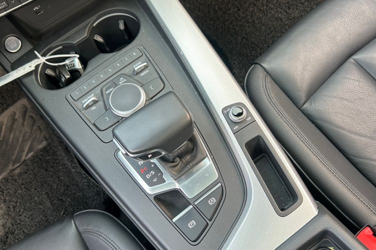 Used Audi A5 2017 Coupe 40 TFSI Fashion Model
