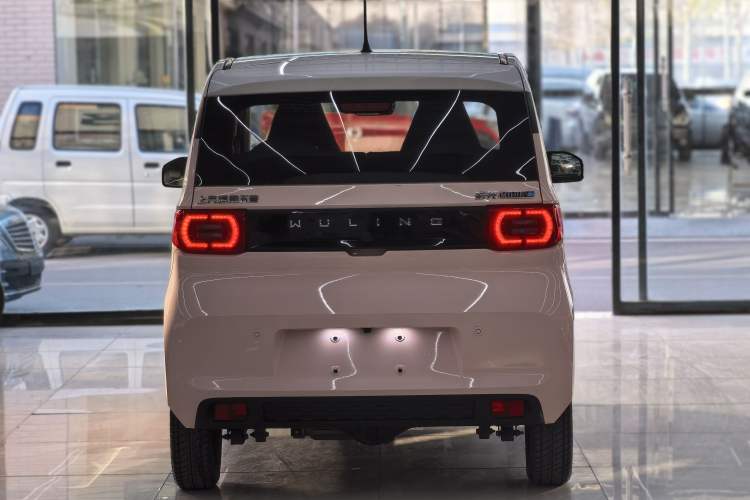 Used Wuling Hongguang MINIEV 2021 Macaron Premium Model – Lithium-NMC