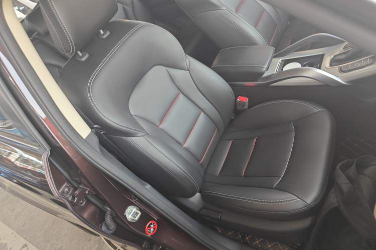 Used Geely Auto Emgrand X7 Sport 2018 1.8TD Automatic Two-Wheel Drive Zhiya Model
