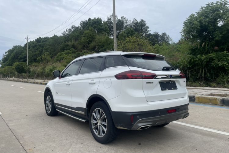 Used Geely Auto Emgrand X7 Sport 2018 1.8TD Automatic Two-Wheel Drive Smart Connect 4G Internet Edition
