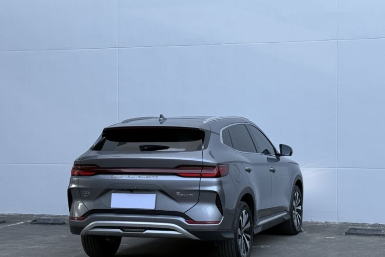 Used BYD Song PLUS New Energy 2024 HONOR Edition DM-i 110km Flagship PLUS
