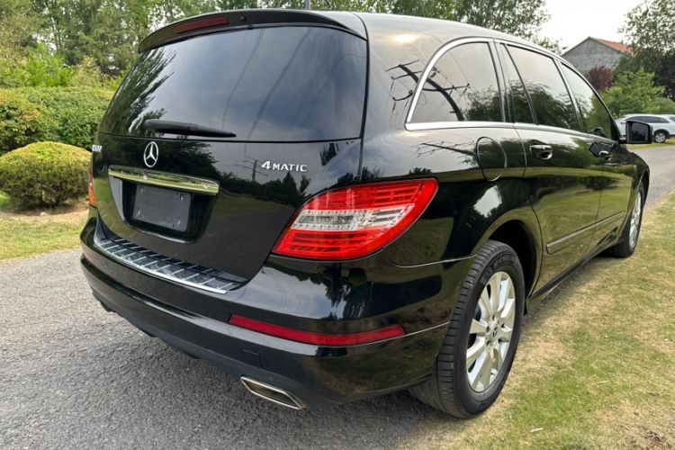 Used Mercedes-Benz R-Class 2017 R 320 4MATIC Business Edition Prestige Model