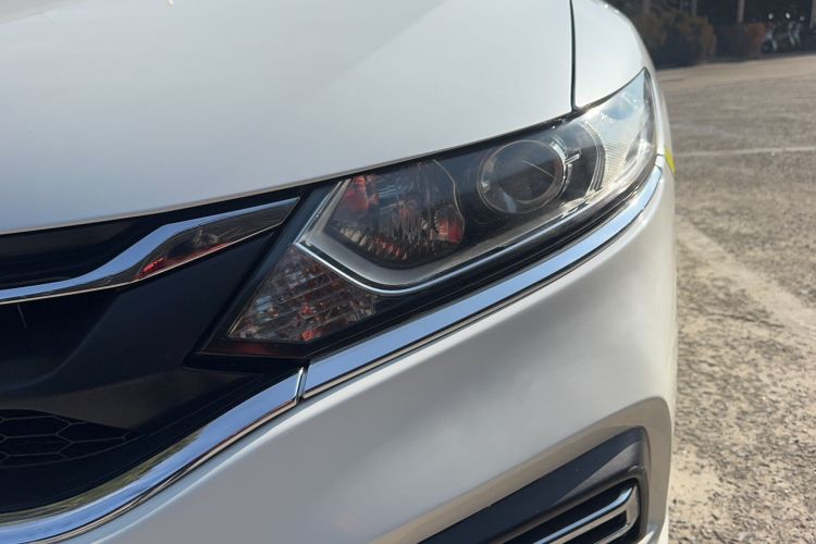 Used Honda Jade 2017 1.8L automatic Comfort version 5 seats
